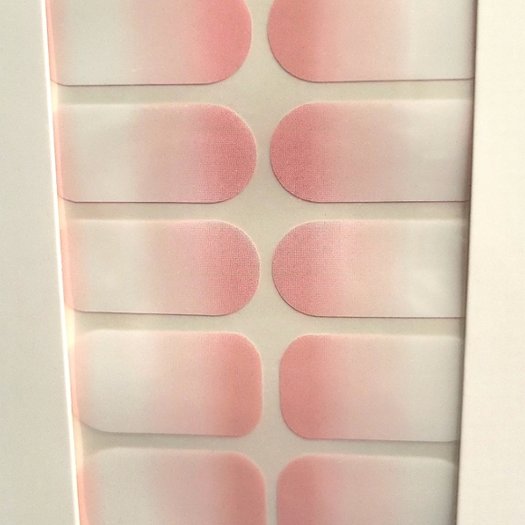 Pink Ombre Nail Wraps - Picture 2 of 4